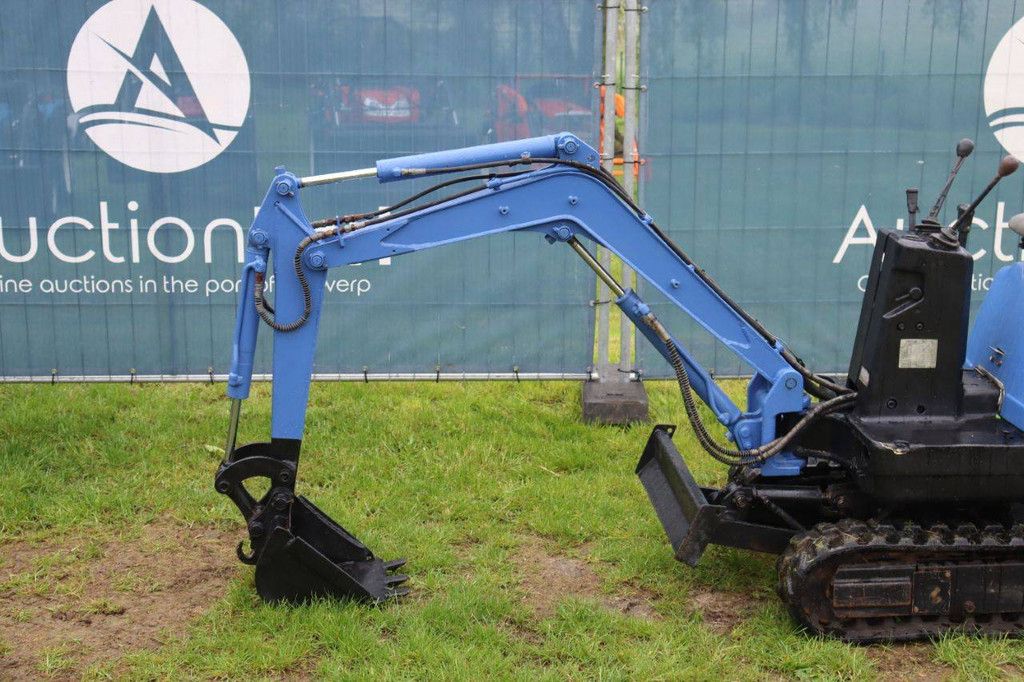 Mini excavator Mitsubishi ME085 Diesel