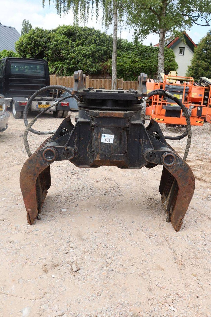 JCB SG 300 2009 Sorting Grab