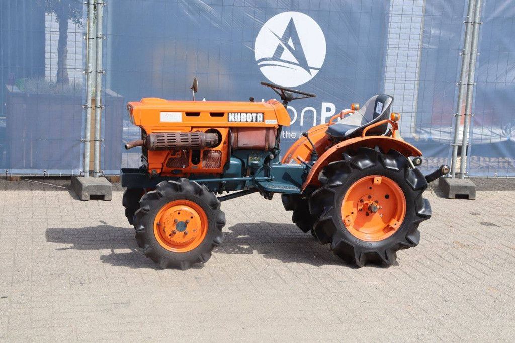Kleintraktor Kubota B7001 Diesel 14 PS