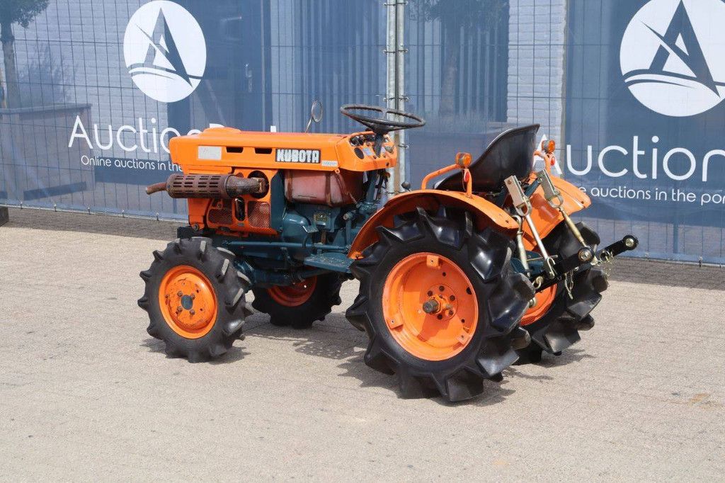 Kleintraktor Kubota B7001 Diesel 14 PS