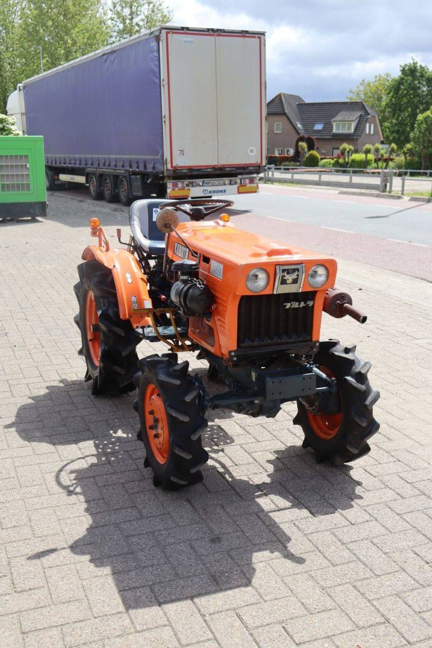 Kleintraktor Kubota B7001 Diesel 14 PS