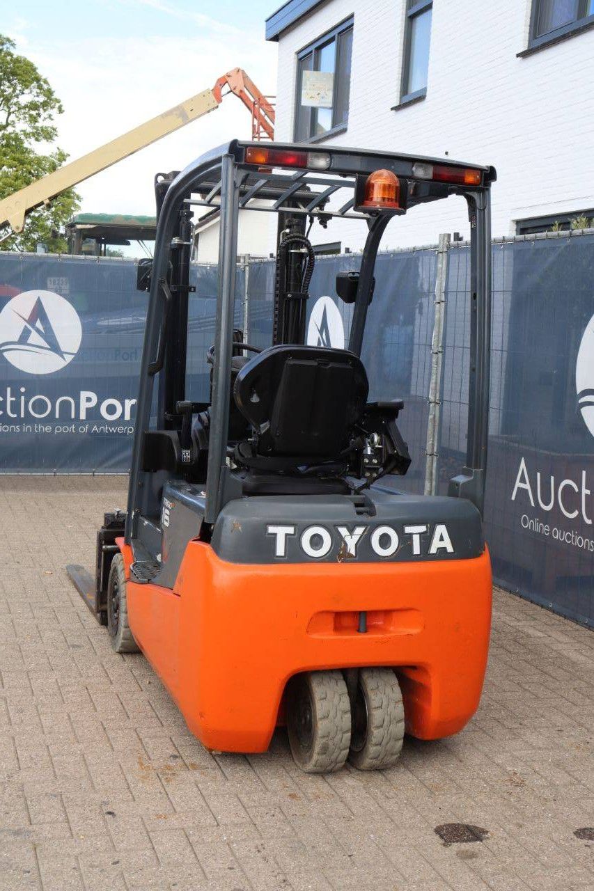 Toyota 8FBET16 Electric Forklift 1600kg 3.3m 2013