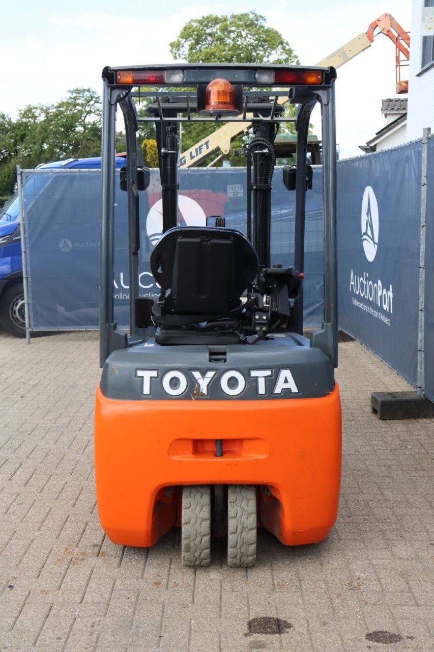 Toyota 8FBET16 Electric Forklift 1600kg 3.3m 2013