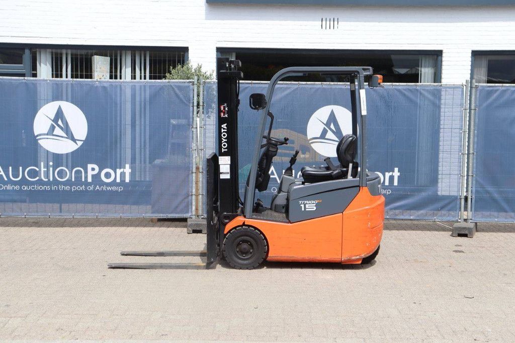 Toyota 7FBEST15 Electric Forklift 1500kg 2011