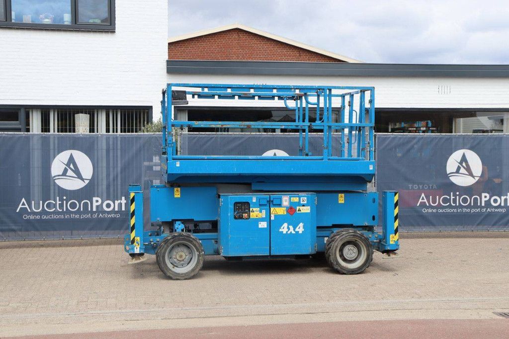 Scherenhebebühne Genie GS2669 RT Diesel 2014 9,7 m