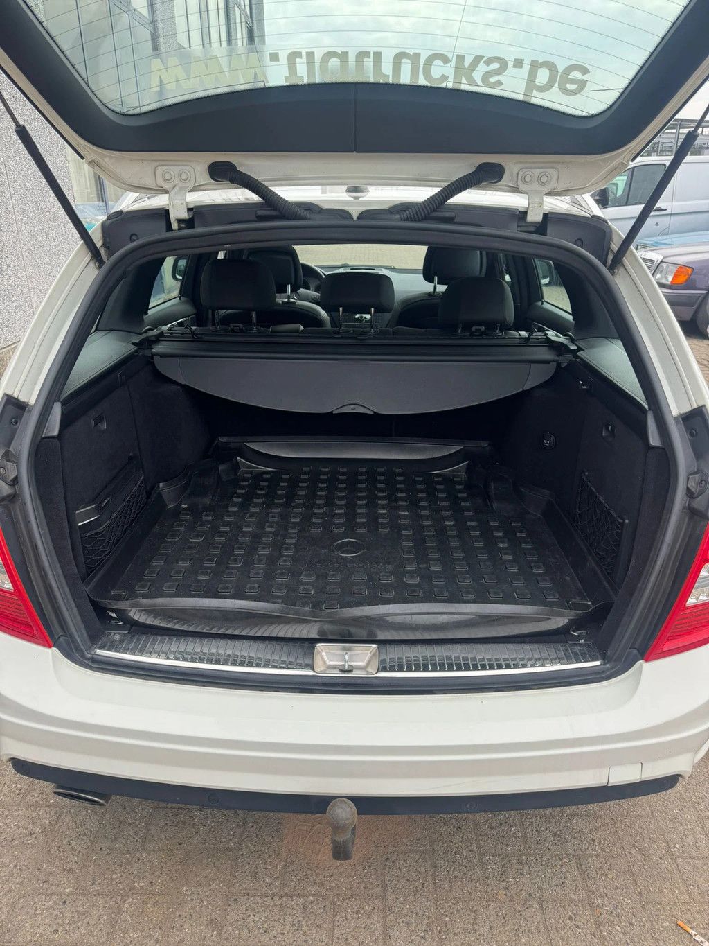 Mercedes-Benz C-klasse **C200-PANO ROOF-BELGIAN CAR**