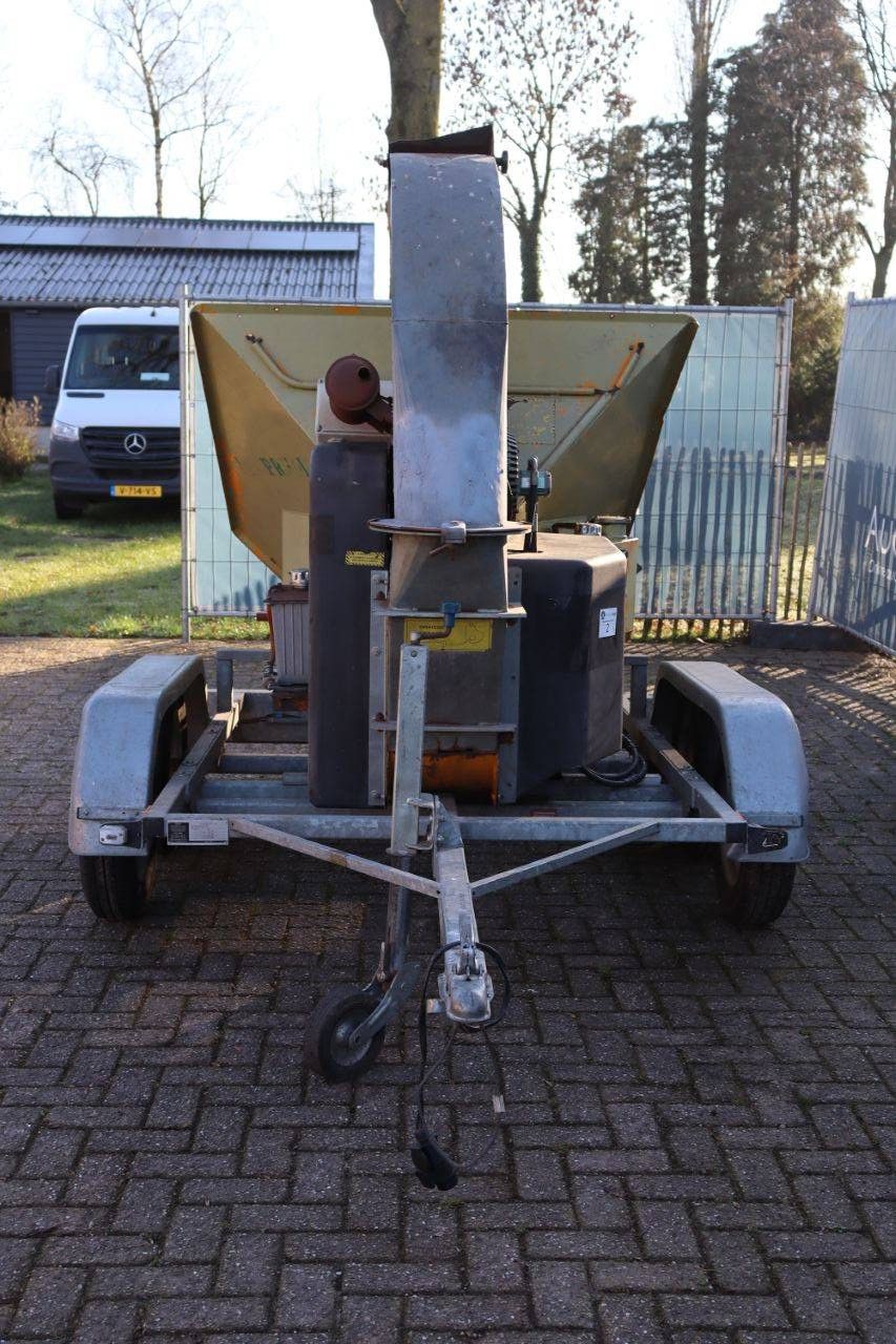 Benzinbetriebener Holzhäcksler (Marge)