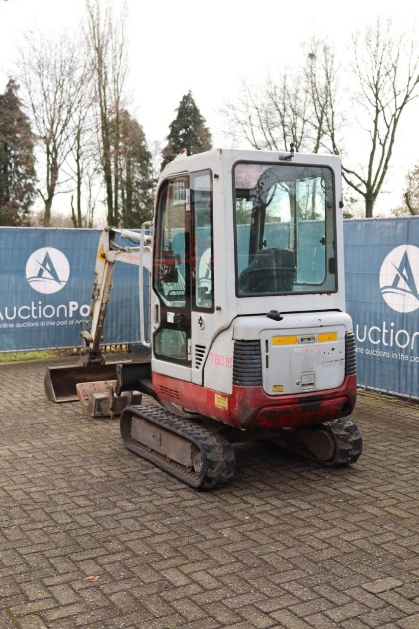 Minigraver Takeuchi TB016 Diesel 9kW 2001