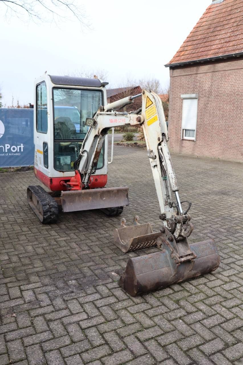 Minigraver Takeuchi TB016 Diesel 9kW 2001