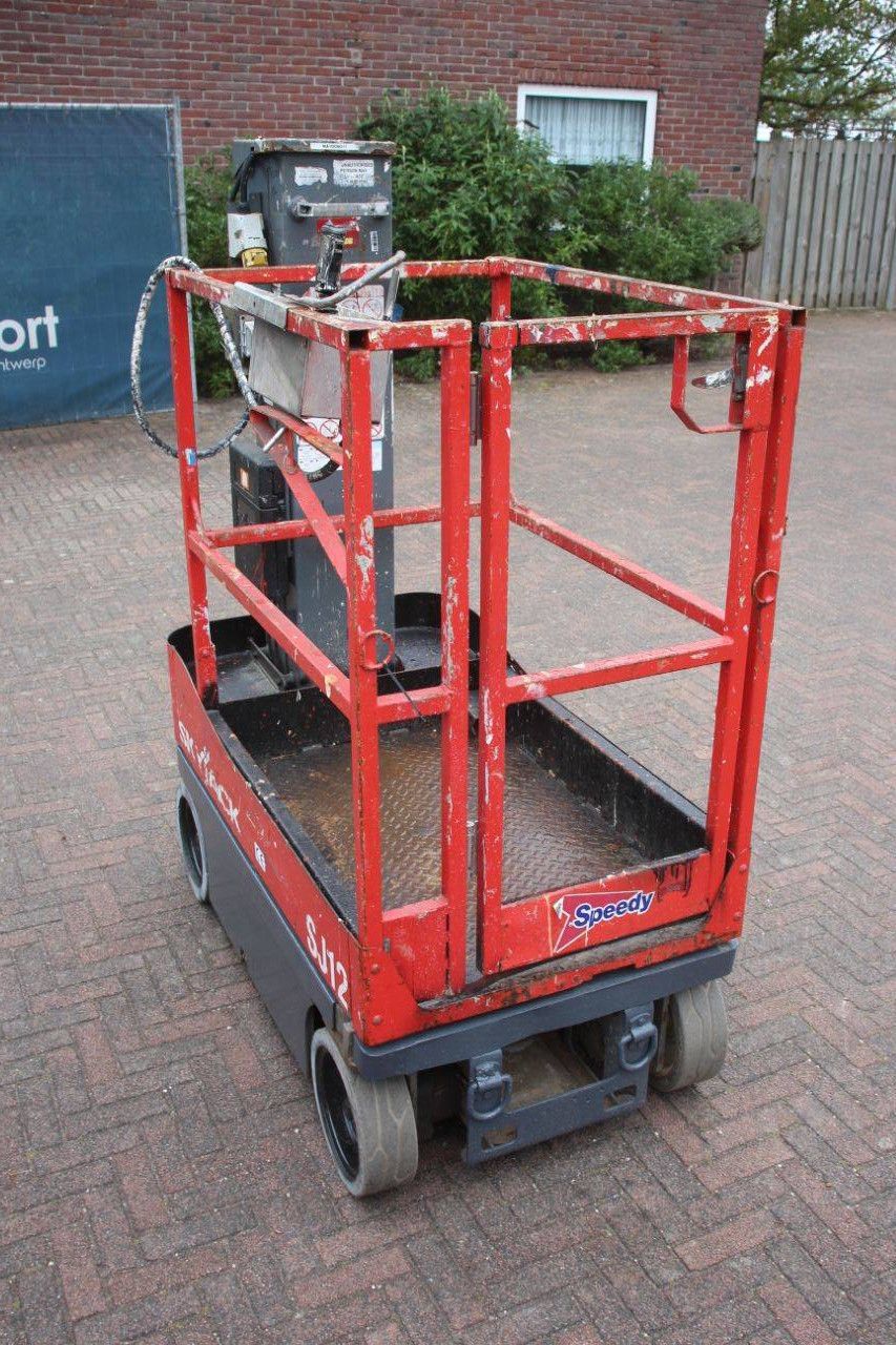 Skyjack SJ12 Elektrischer Mastlift