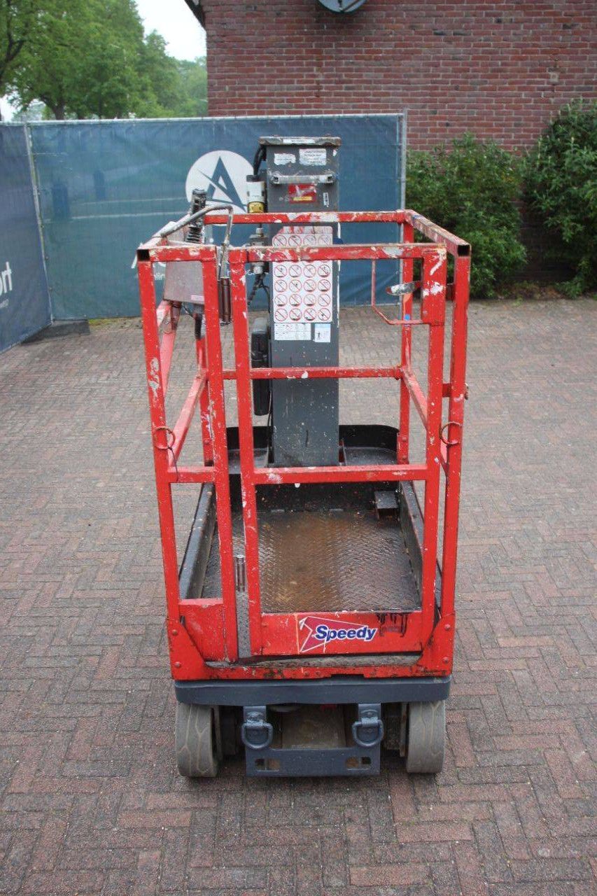 Skyjack SJ12 Elektrischer Mastlift