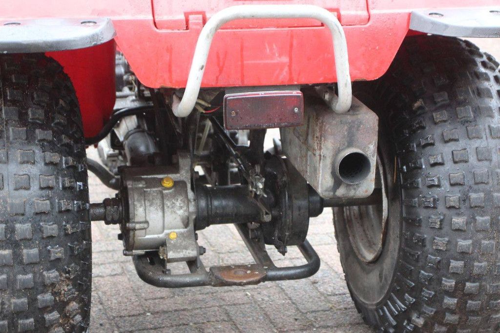 Quad Kawasaki 185 Benzine