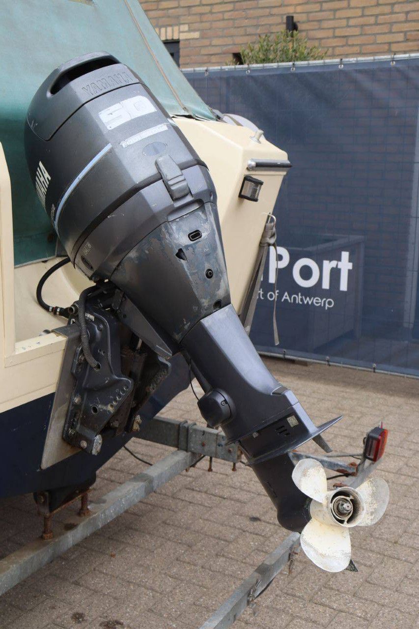 Beekman 580 Orient Benzin-Schnellboot 50 PS mit Trailer (Margin)