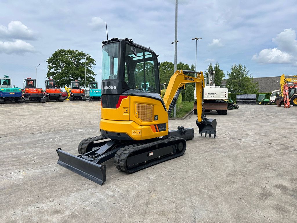 Rupsgraafmachine LiuGong 9027 FZTS Diesel 2026 Nieuw