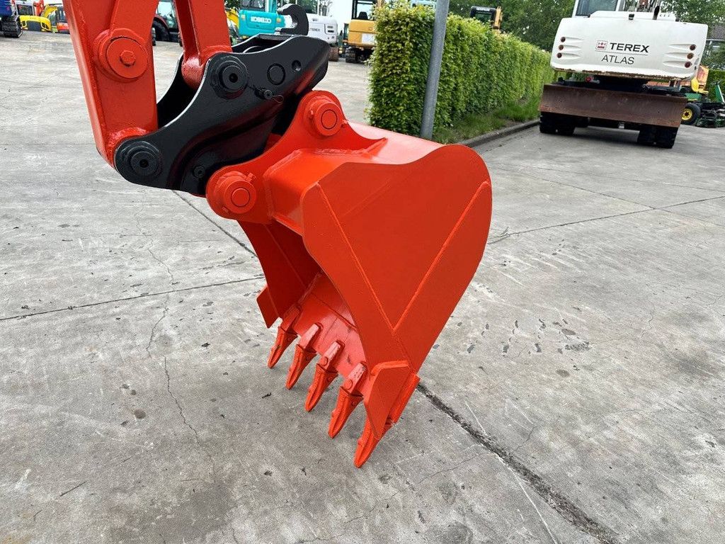 Raupenbagger Kubota KX155-3SZ Diesel 2015