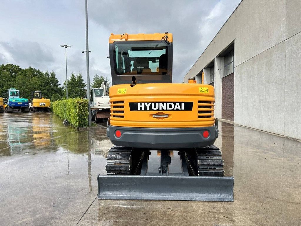 Raupenbagger Hyundai R60VS Diesel 2016