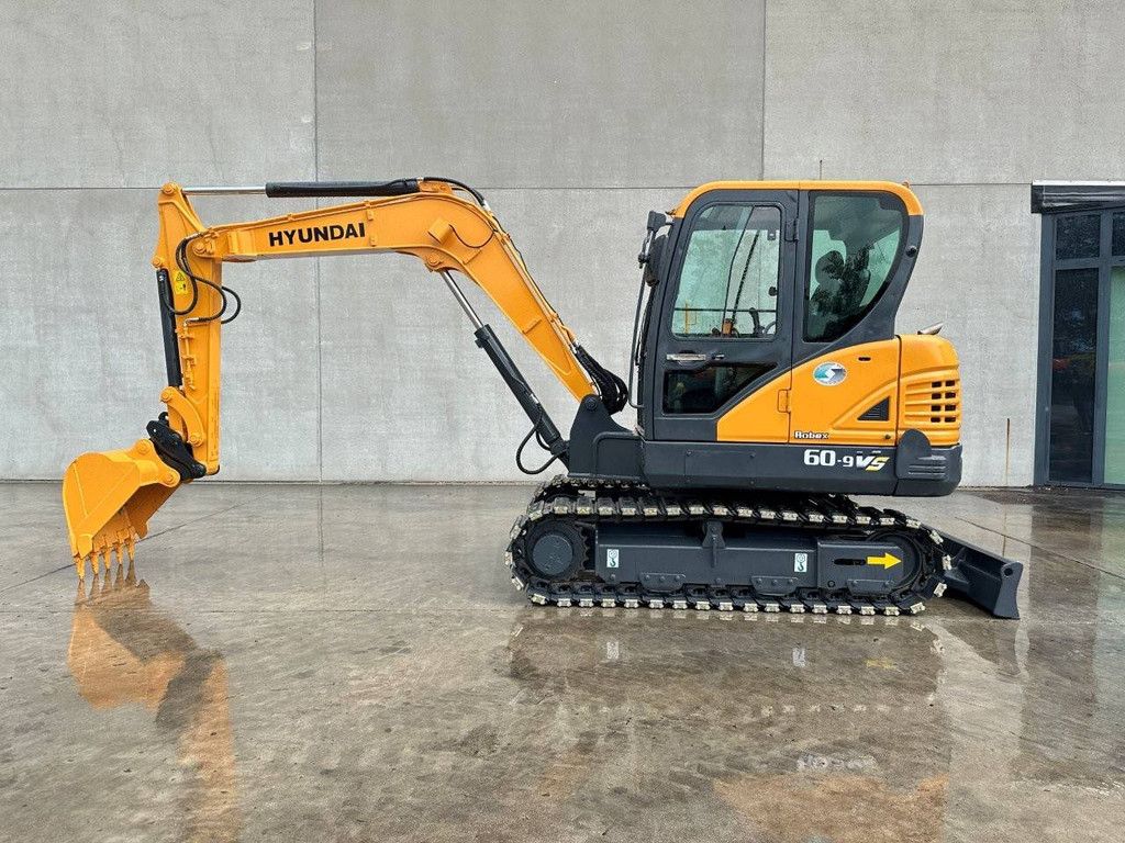 Raupenbagger Hyundai R60VS Diesel 2016