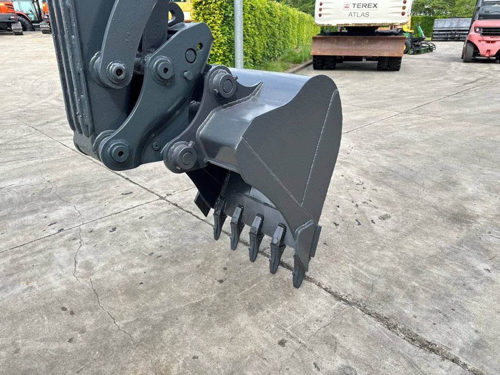 Volvo EC60C Diesel-Raupenbagger 2014