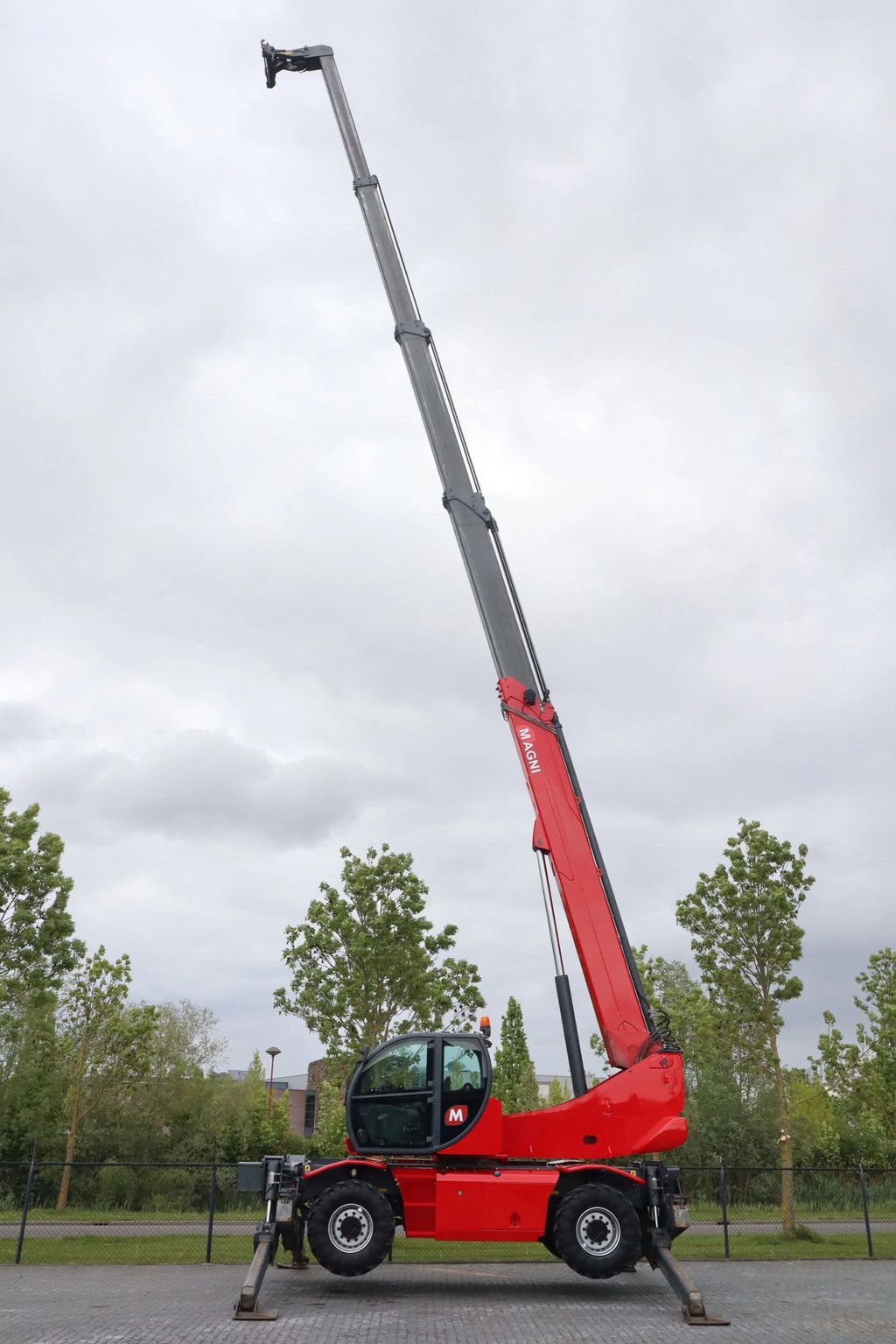 Magni RTH 5.30 S-M/C | REMOTE DRIVING | LOW HOURS