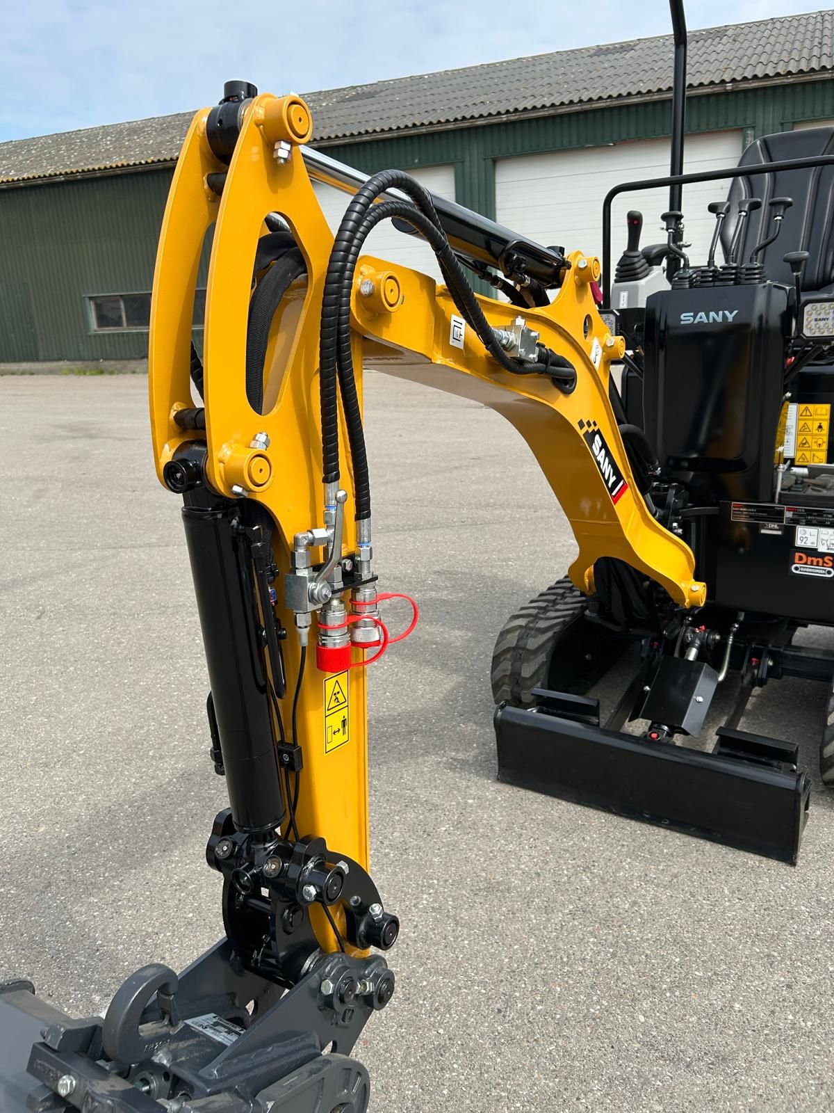 Sany SY10U graafmachine nieuw. Tijdelijk verlaagde actie prijs!