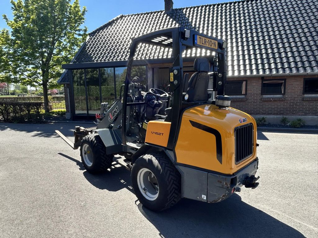 Giant V452T V 452 T