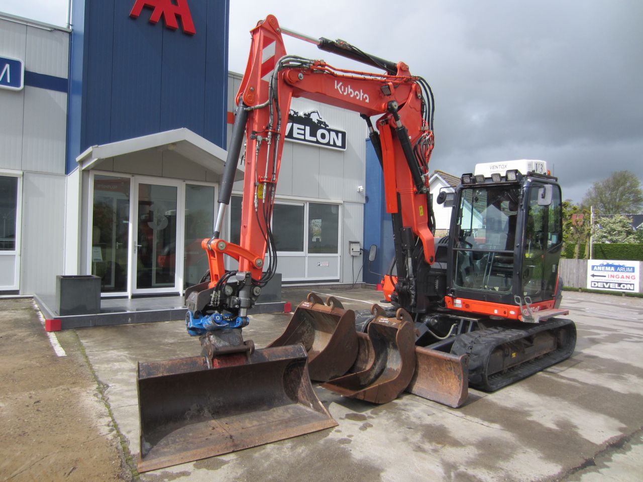 Kubota KX 080-4