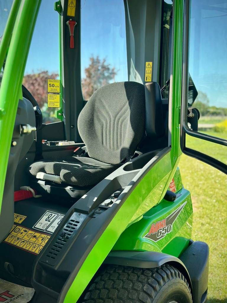 Avant 650i GTX, cabine, airco, kniklader/shovel