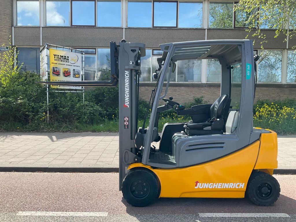 Jungheinrich EFG320 2000KG 4.40METER HEFTRUCK