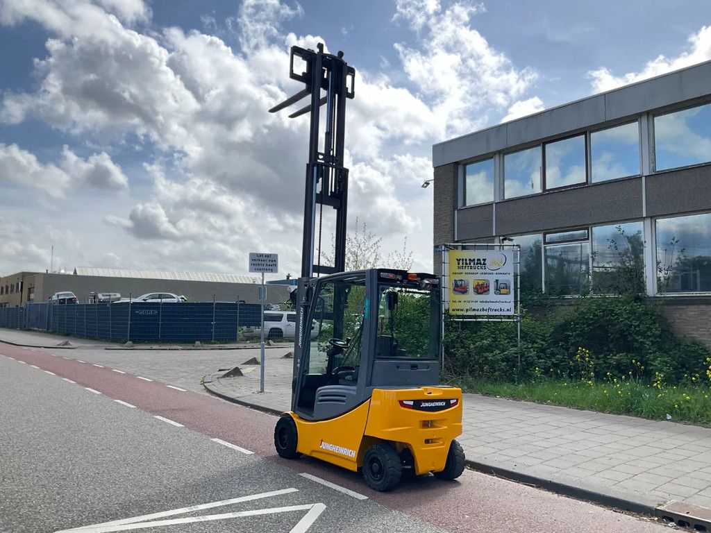 Jungheinrich EFG320 2000KG 4.40METER HEFTRUCK