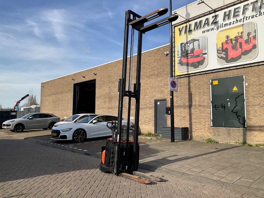 BT SWE120L 1200KG 3.70METER STAPELAAR / HEFTRUCK