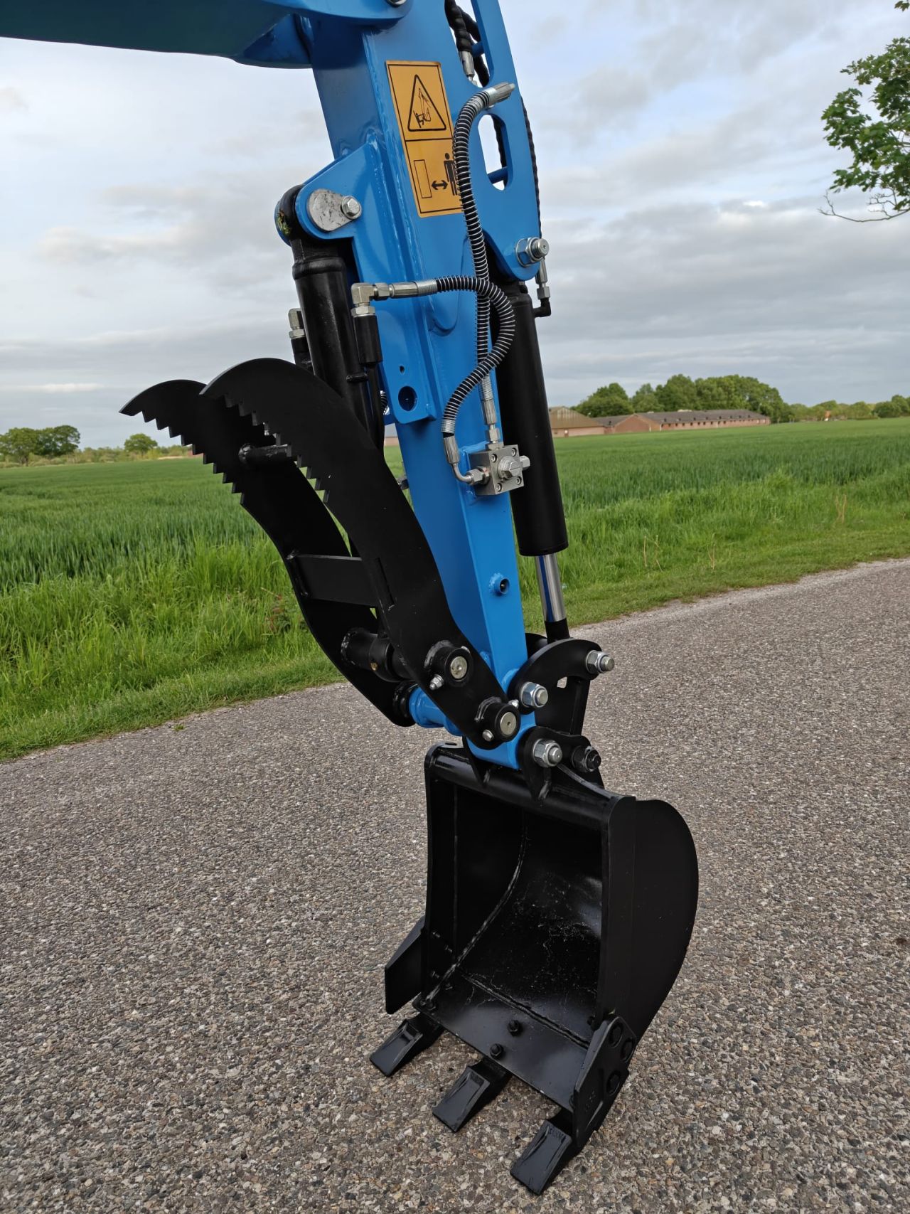 Kingway graafmachine minigraver minigraafmachine VIP14 1400KG