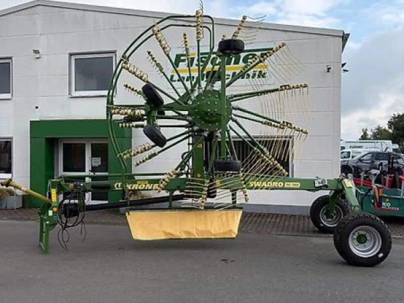 Krone Swadro TC 760, hydr. Breitenverstellung