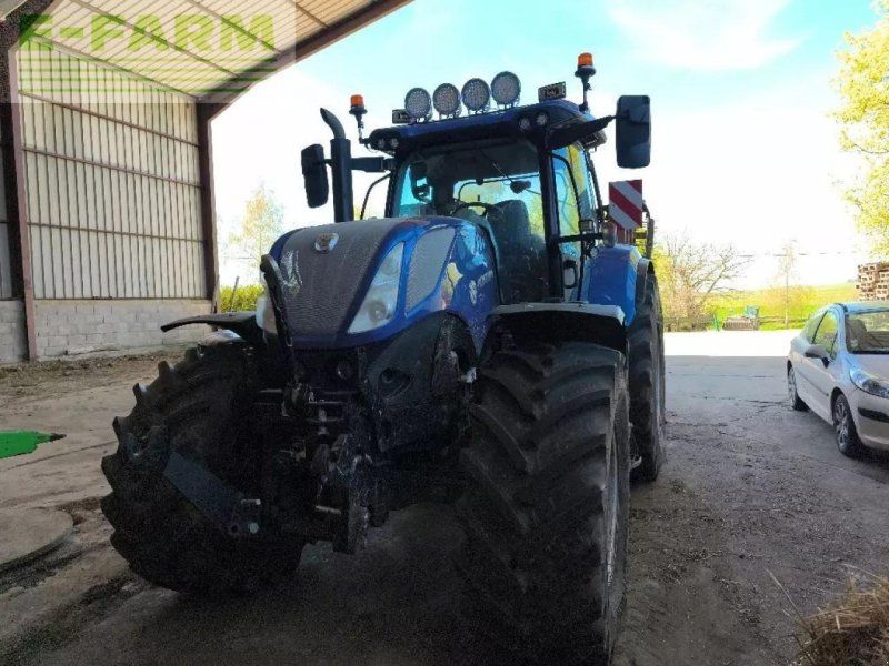 New Holland t7.230