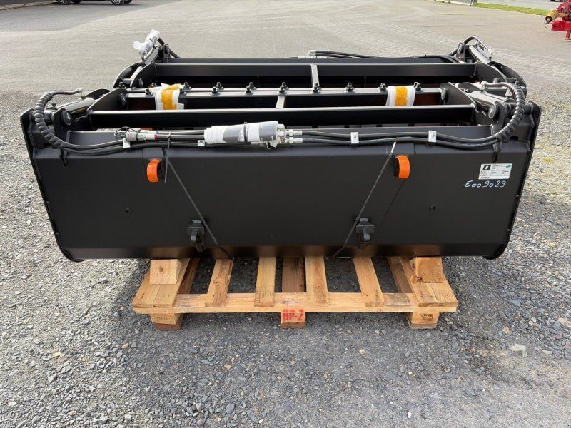 Quicke Multibenne M210 Alö-Quicke