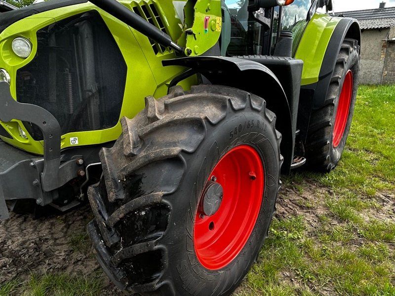 Claas Arion 610
