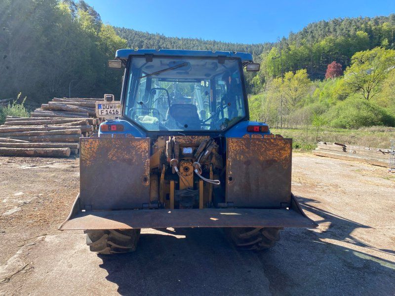 New Holland TL 100