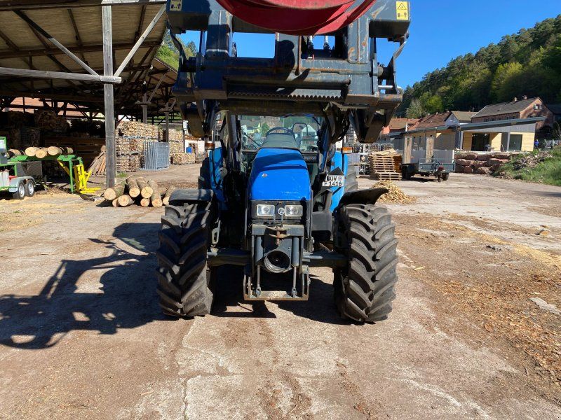 New Holland TL 100