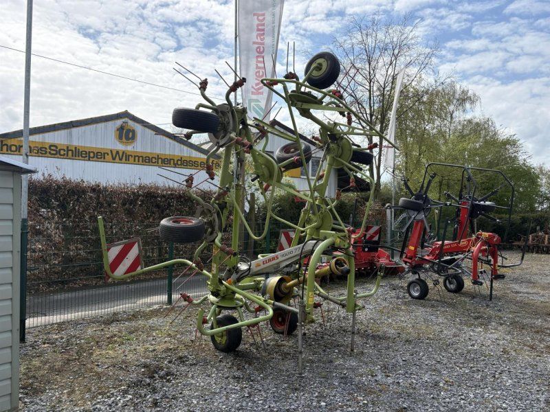 Claas Volto 77