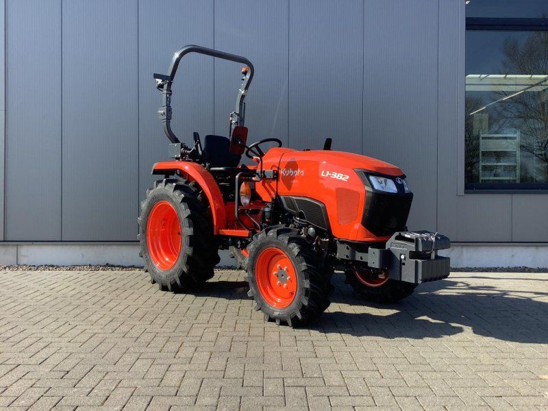 Kubota L1-382