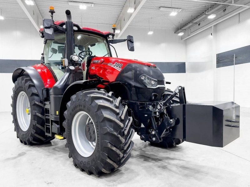 Case IH Optum 300 CVX
