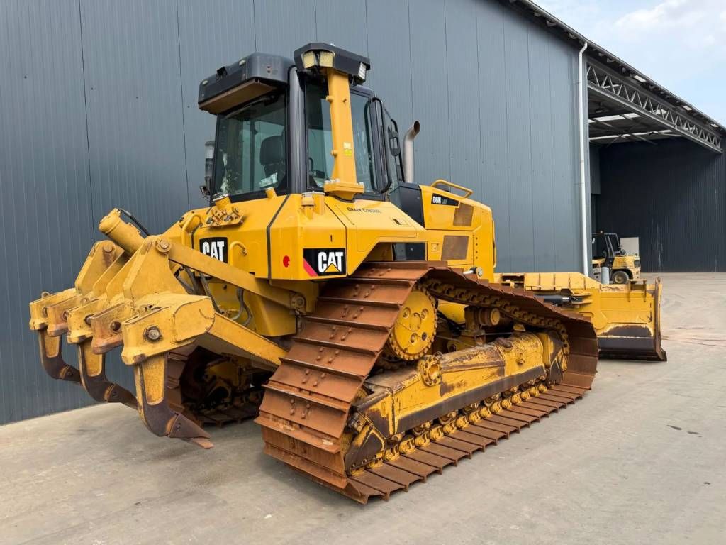 CAT D6N LGP