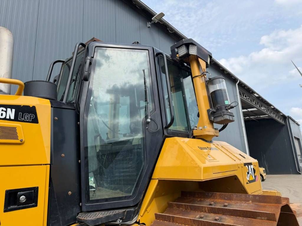 CAT D6N LGP