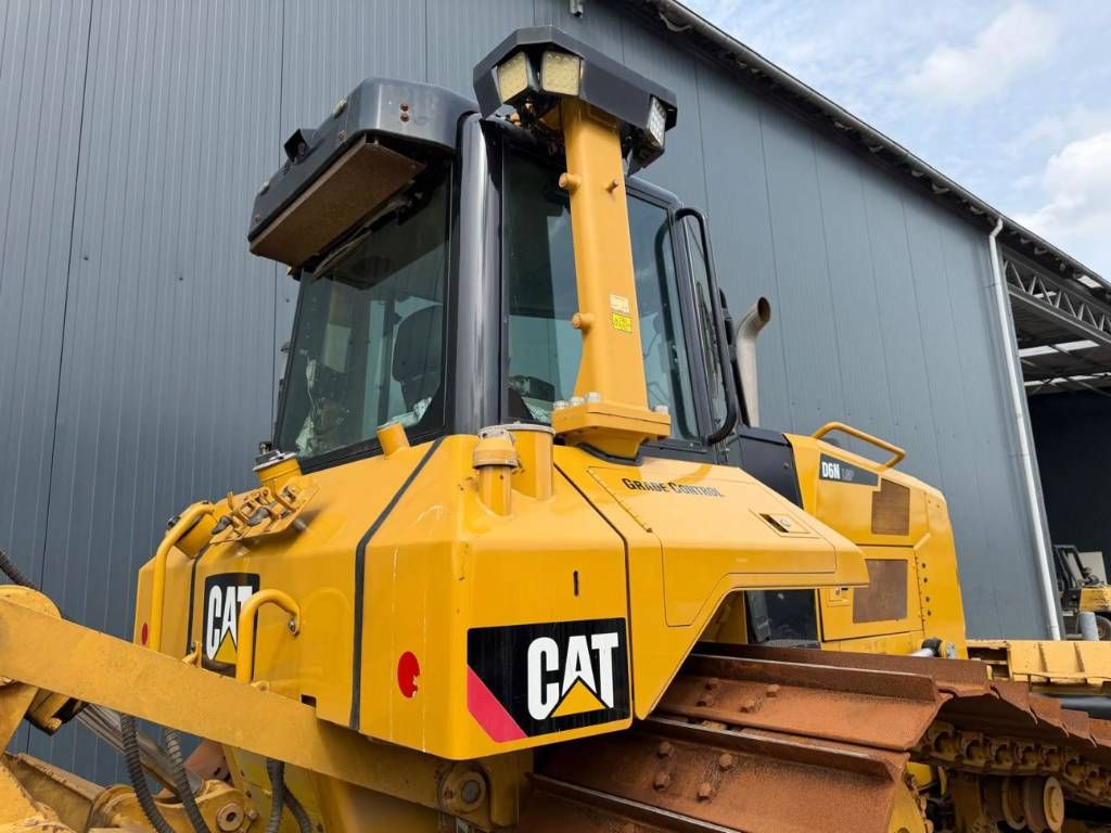 CAT D6N LGP