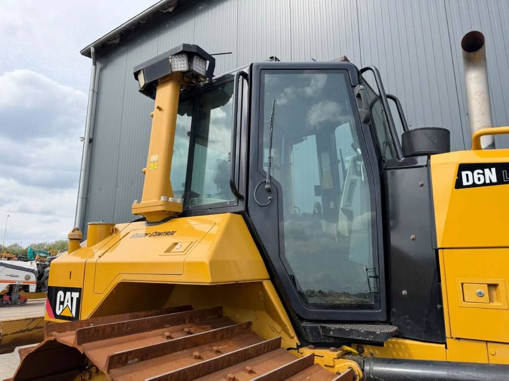 CAT D6N LGP
