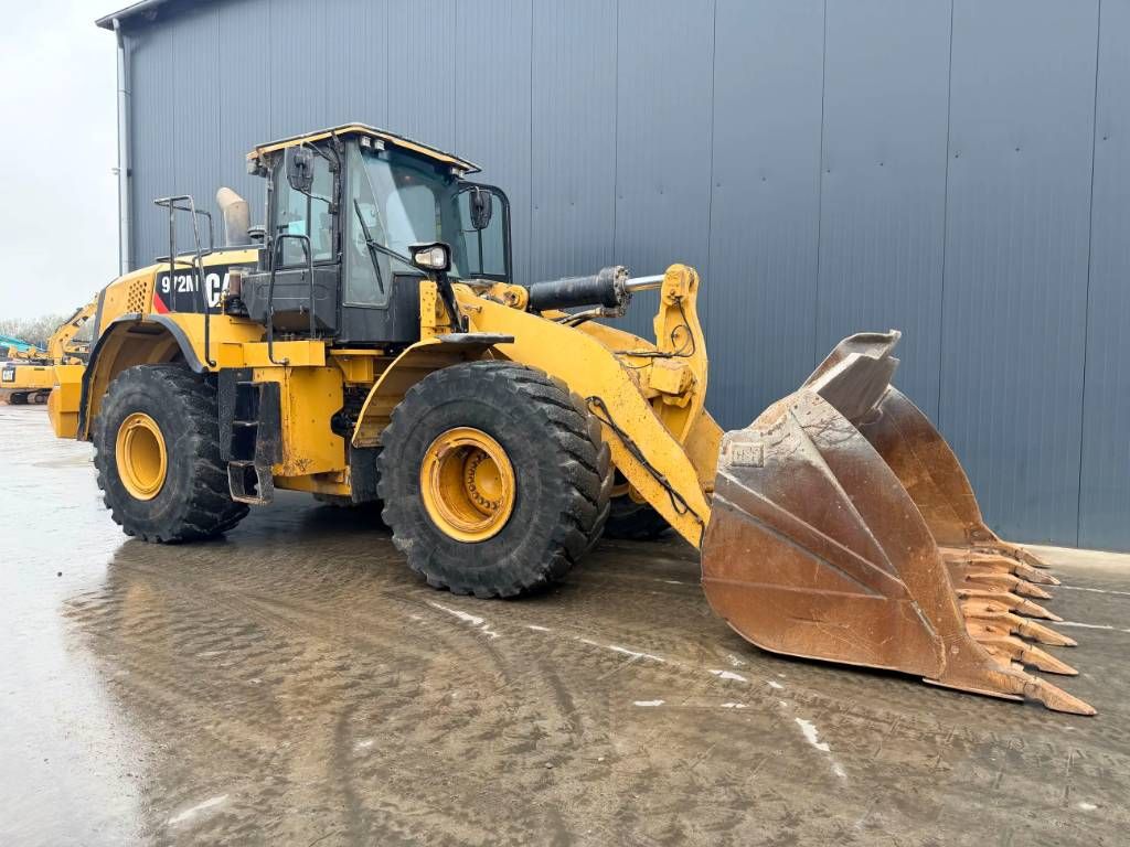 CAT 972M