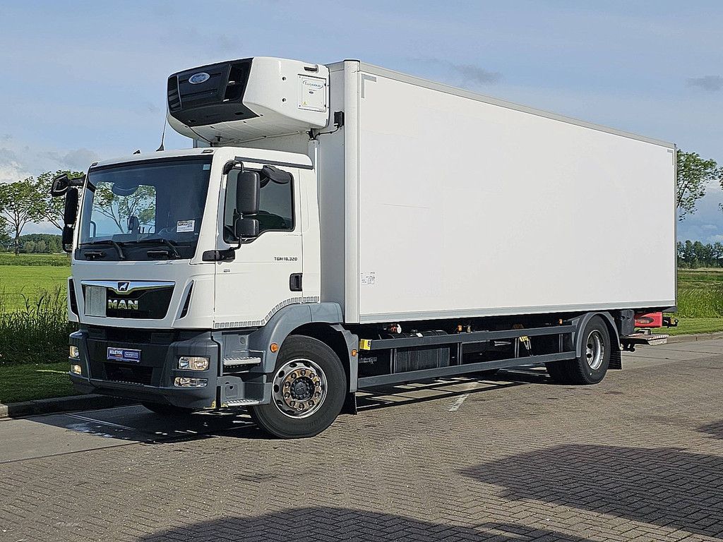 M.A.N. 18.320 TGM thermoking lift