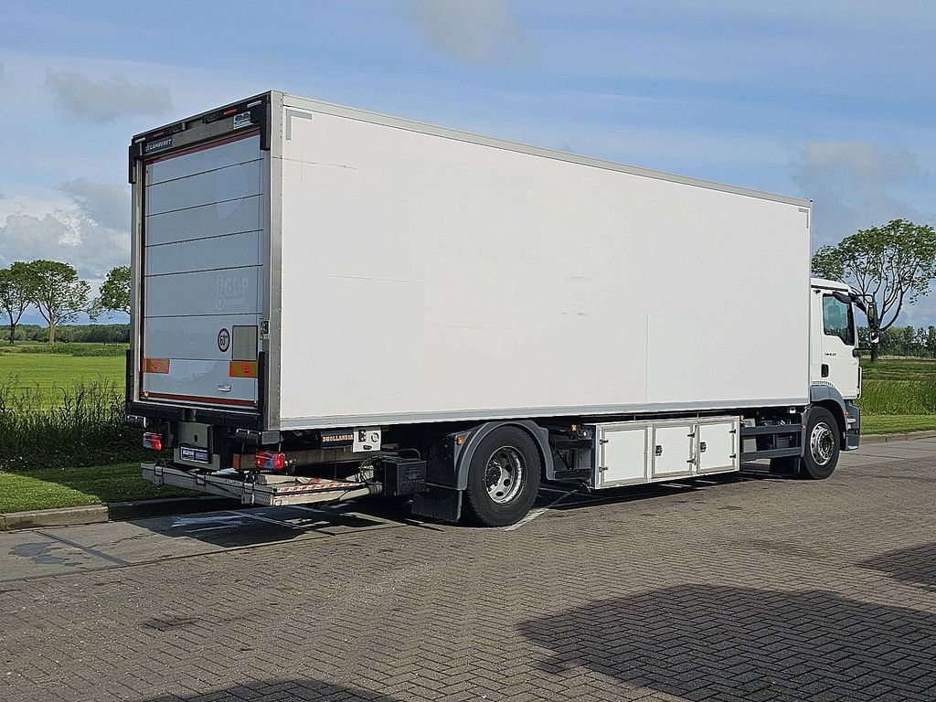 M.A.N. 18.320 TGM thermoking lift