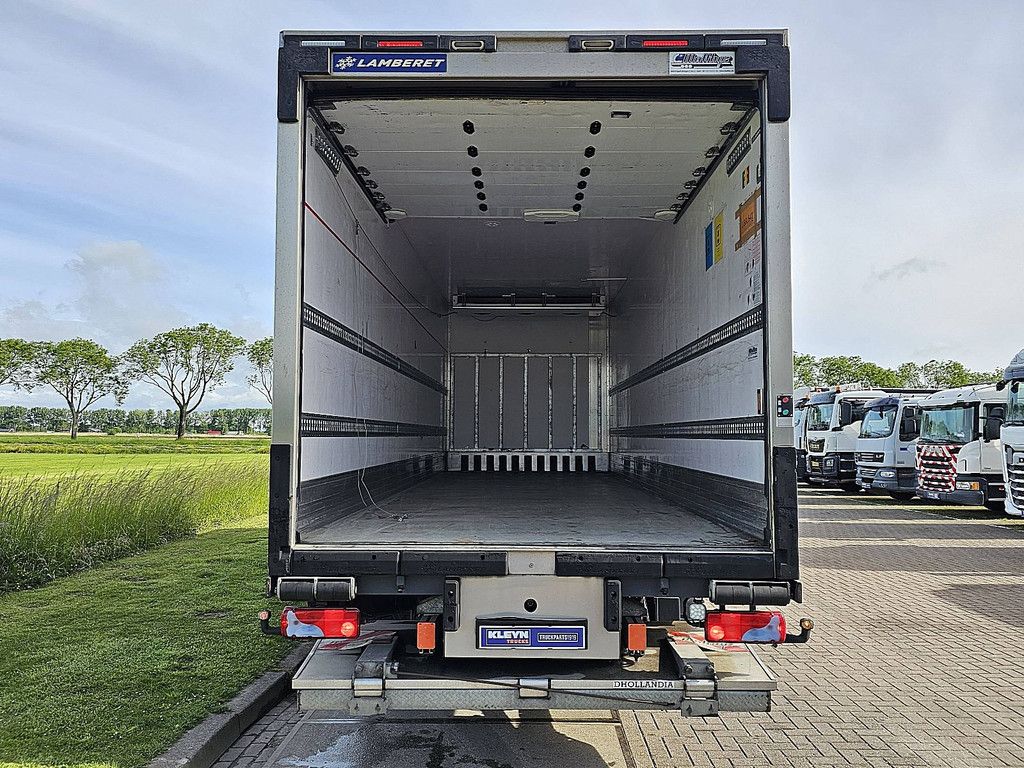 M.A.N. 18.320 TGM thermoking lift