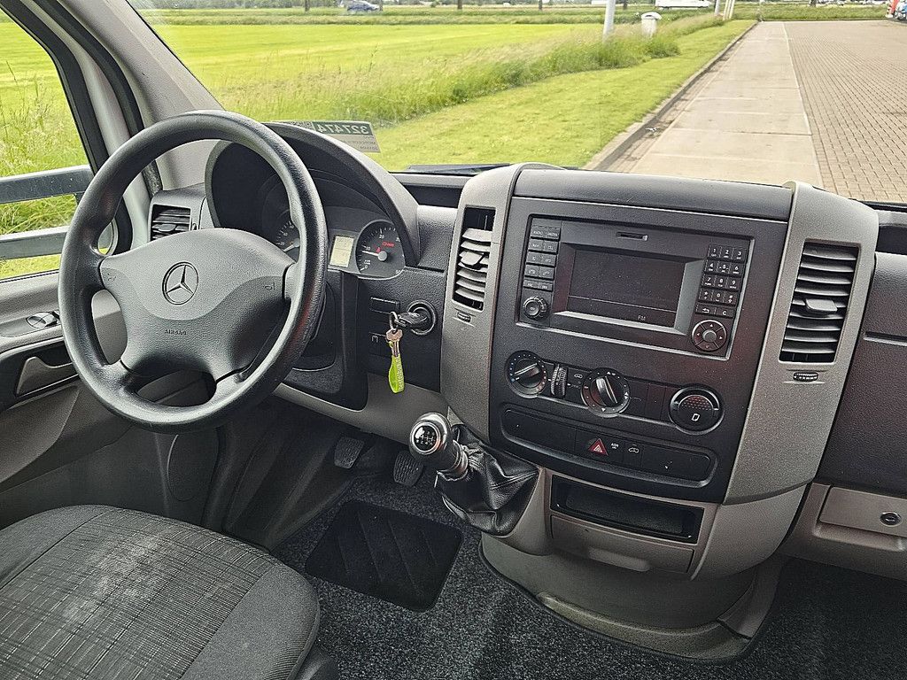 MERCEDES-BENZ SPRINTER 313 bak klep euro6
