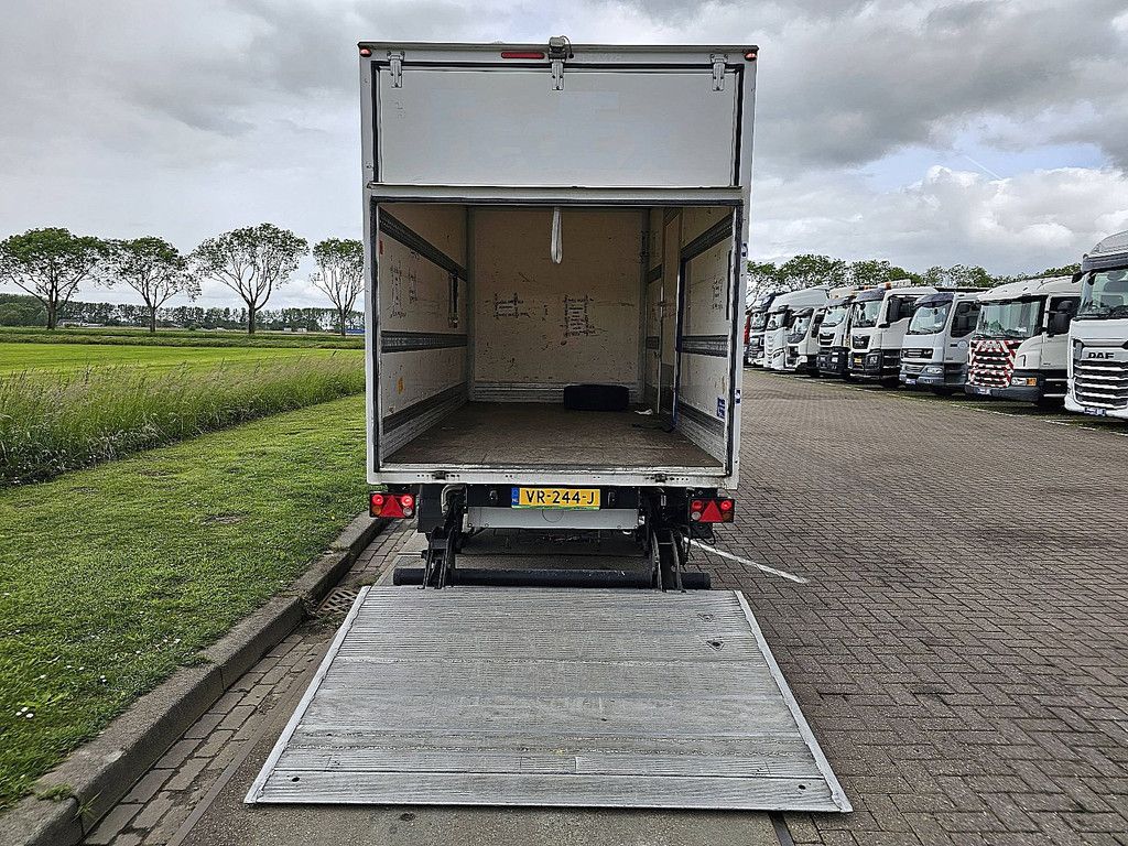 MERCEDES-BENZ SPRINTER 313 bak klep euro6